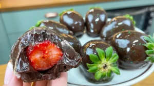 Morango do Amor Versão Brigadeiro De Chocolate: Receita Fácil