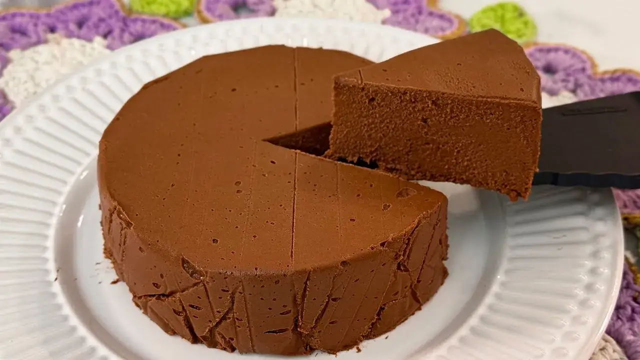 Torta Mousse de Chocolate com 2 Ingredientes: Receita Fácil e Cremosa