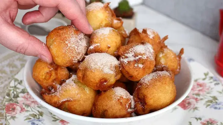 Bolinho de Chuva com Banana: Receita Fácil