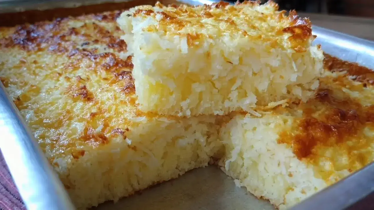 Bolo Cocada: Receita Fácil, Macia e Molhadinha