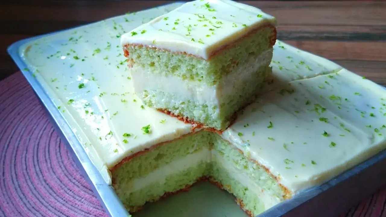 Bolo Nuvem de Limão Gelado: Receita Fofinha e Fácil de Fazer