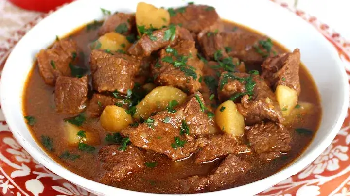 Carne de Panela com Molho de Cerveja Preta