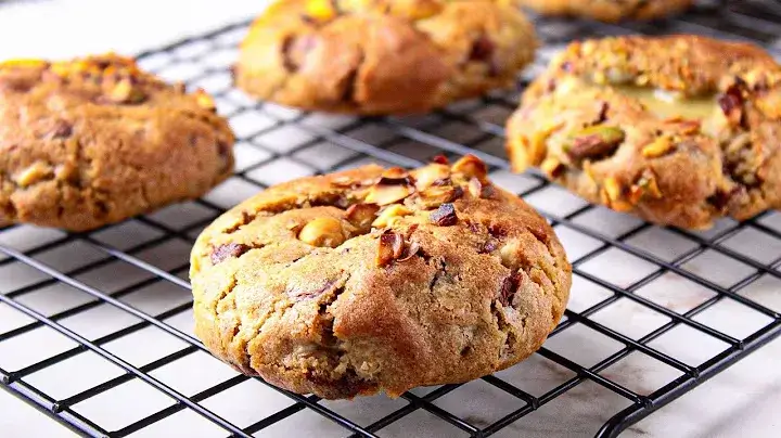 Cookie de Pistache com Recheio Cremoso: Receita Fácil e Cheia De Sabor