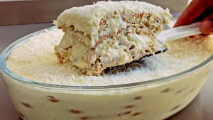 Pavê de Abacaxi Sem Ir ao Fogo: Receita Fácil e Cremosa