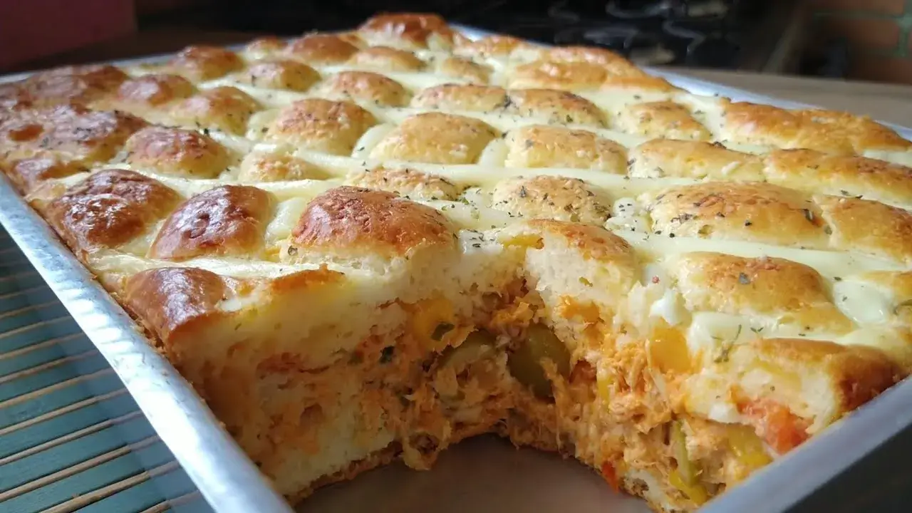 Torta de Frango: Receita Fácil de Fazer e Muito Cremosa