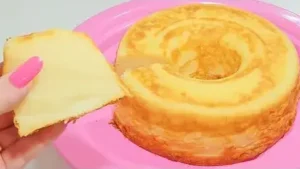 Bolo Mole de Liquidificador: Receita Fácil de Bolo de Leite