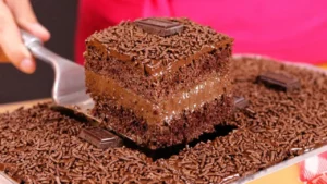 Bolo de Chocolate: Receita Prática e Deliciosa Veja