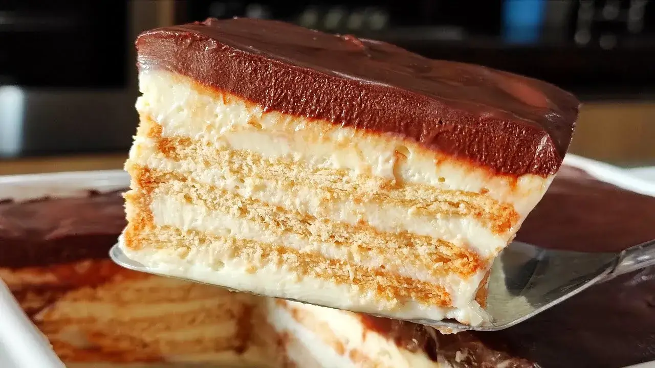 Pavê de Limão com Cobertura de Chocolate