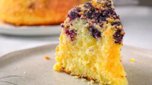 Bolo de laranja com casca sem glúten que surpreende pela textura