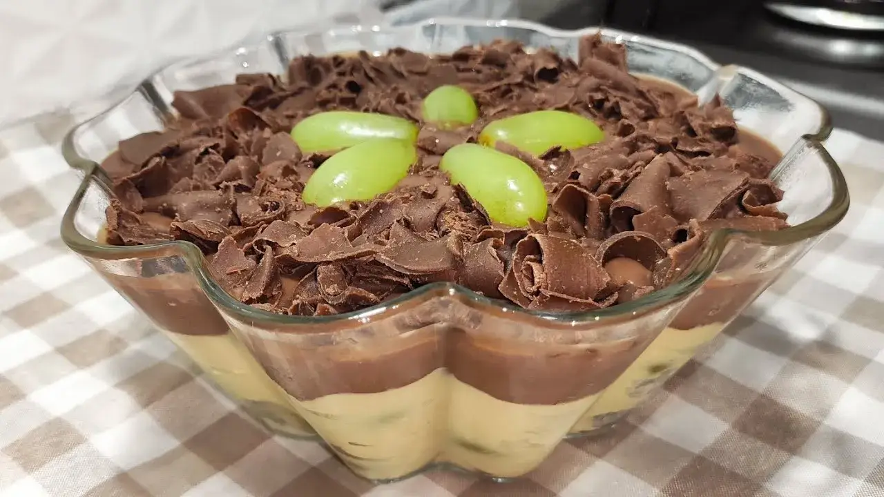 Bombom de Uva na Travessa: Receita Cremosa e Fácil