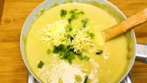 Caldo Low Carb para Diabéticos Cremoso e Saboroso: Receita Fácil e Saudável