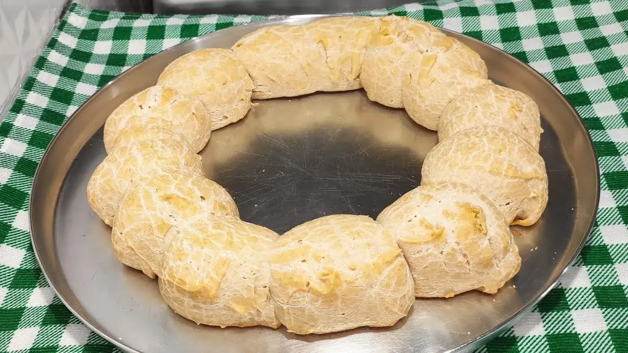 Rosca de Polvilho de Colher: Receita Simples e Rápida para o Café da Tarde