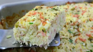 Torta de Arroz Simples com Presunto e Mussarela para Aproveitar Sobras