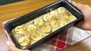 Bolo de Banana Saudável Sem Açúcar e Sem Trigo para o Café