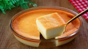 Bolo de leite no liquidificador fácil e cremoso