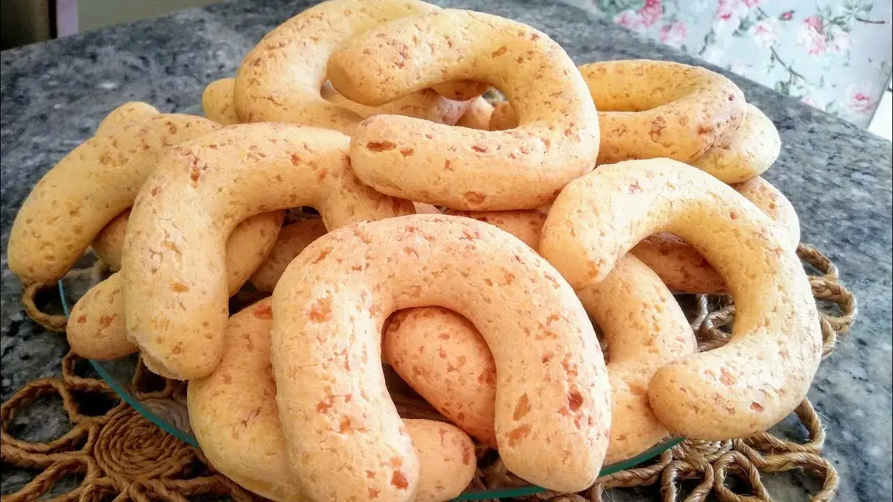 Chipa de Queijo Caseira Fácil com Polvilho Azedo