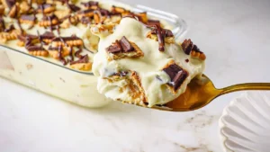 Pavê de Nata e Biscoito: Sobremesa Cremosa Feita em Minutos