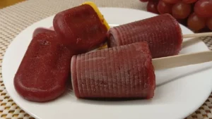 Picolé de Uva Saudável com Maçã e Mel