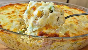 O arroz de forno é uma ótima opção para aproveitar o arroz que está na...