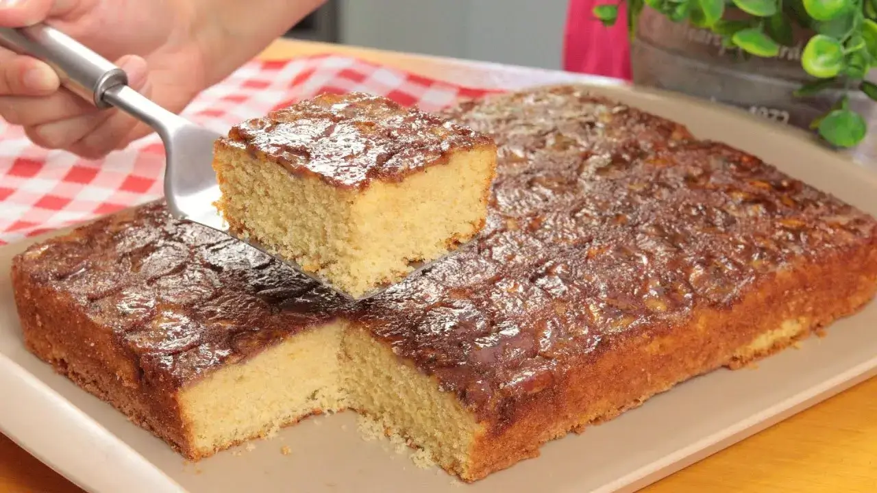 Bolo de Banana Simples com Canela para o Café do Dia a Dia