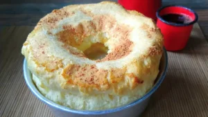 Bolo de Polvilho Crocante por Fora e Macio por Dentro para o Café da Tarde