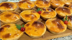 Empada de Frango Cremosa: Receita Completa com Massa Caseira e Recheio Bem Temperado