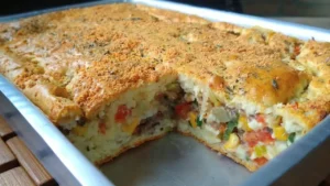 A torta de sardinha é uma receita prática que serve como lanche da tarde, jantar...