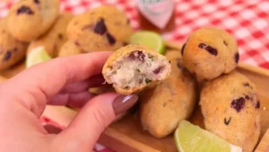 Bolinho de Bacalhau na Air Fryer: Crocante por Fora e Cremoso por Dentro