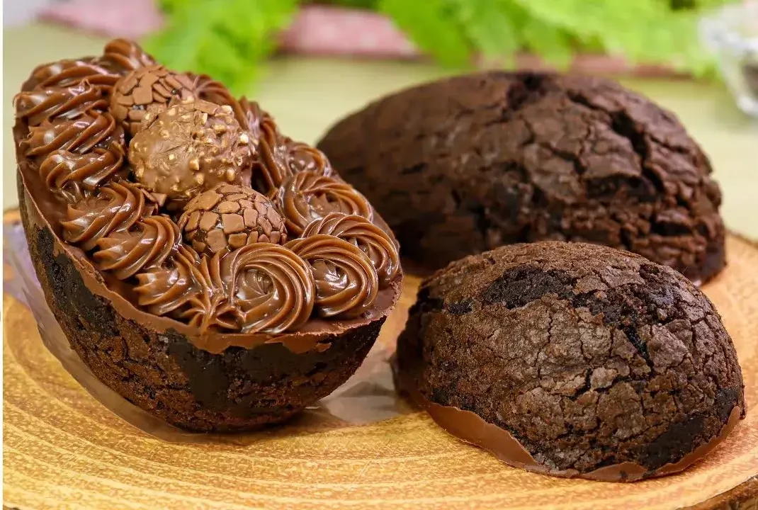 Ovo Brownie de Páscoa Recheado: Receita Cremosa para Fazer em Casa