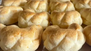 Biscoito de Queijo Caseiro Macio e Fácil para Servir com Café
