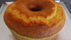 Bolo de Fubá Caseiro de Liquidificador com Queijo Macio e Fácil