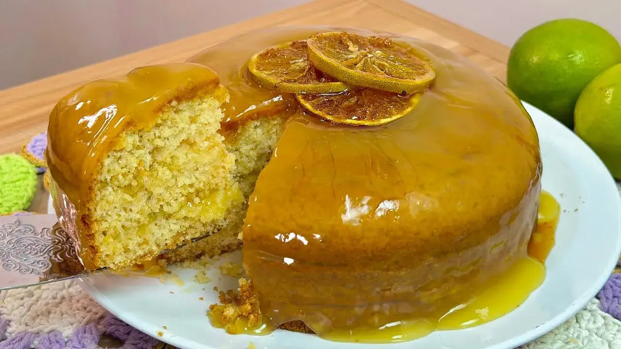 Bolo de Laranja com Geleia que Deixa o Café da Tarde Ainda Mais Especial