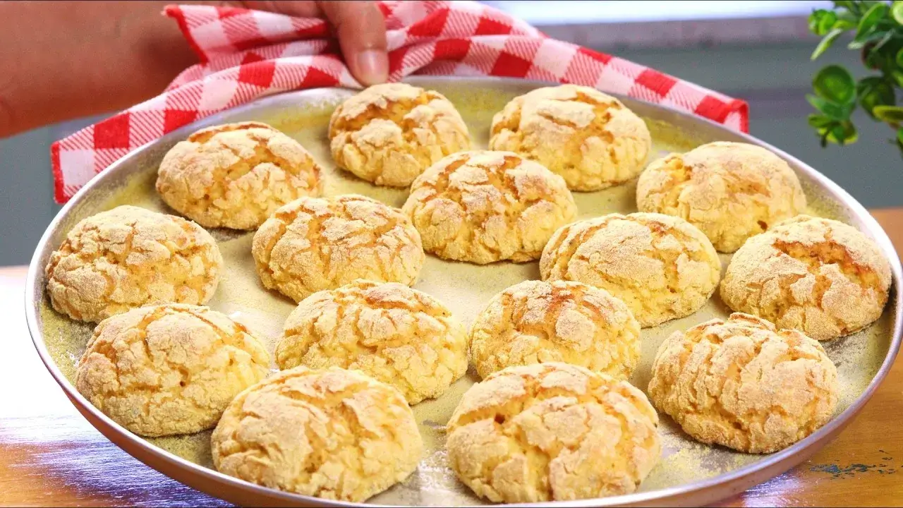 Broa de Fubá Sem Trigo Fofinha e Úmida para Acompanhar o Café