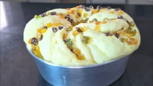 Rosca de Coco com Frutas Cristalizadas Fofinha e Cheia de Recheio