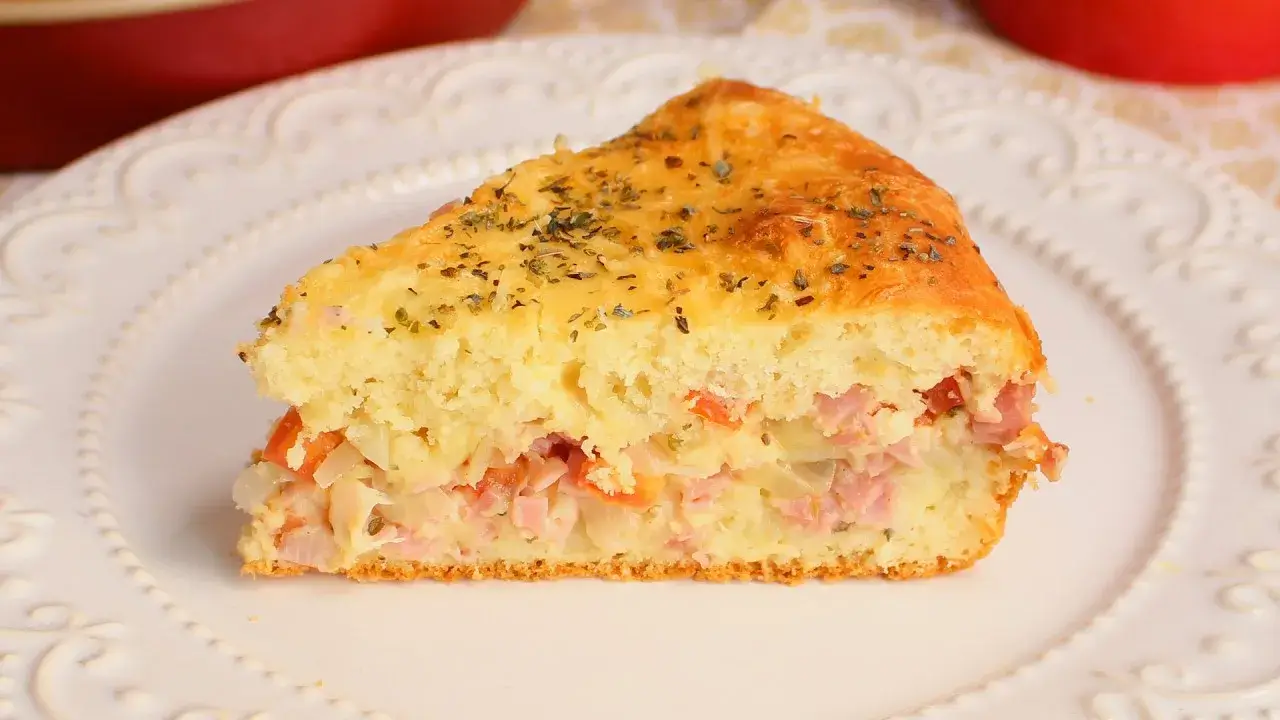 Torta Salgada Fácil de Liquidificador com Massa Fofinha e Recheio Prático
