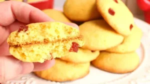 Broinha de Fubá Crocante com Goiabada que Fica Perfeita no Café da Tarde