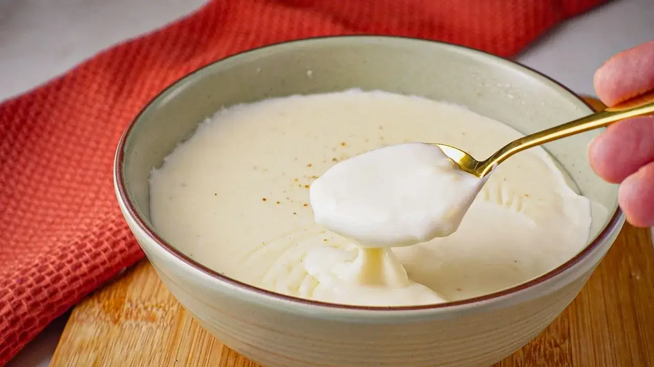 Molho Bechamel cremoso e fácil para massas, lasanhas e gratinados