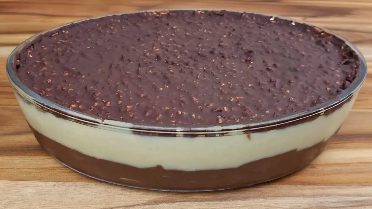 Ovo de Páscoa de Travessa Cremoso com Casquinha Crocante
