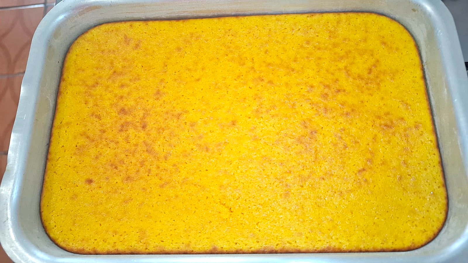 Bolo de Cenoura Simples e Fofinho