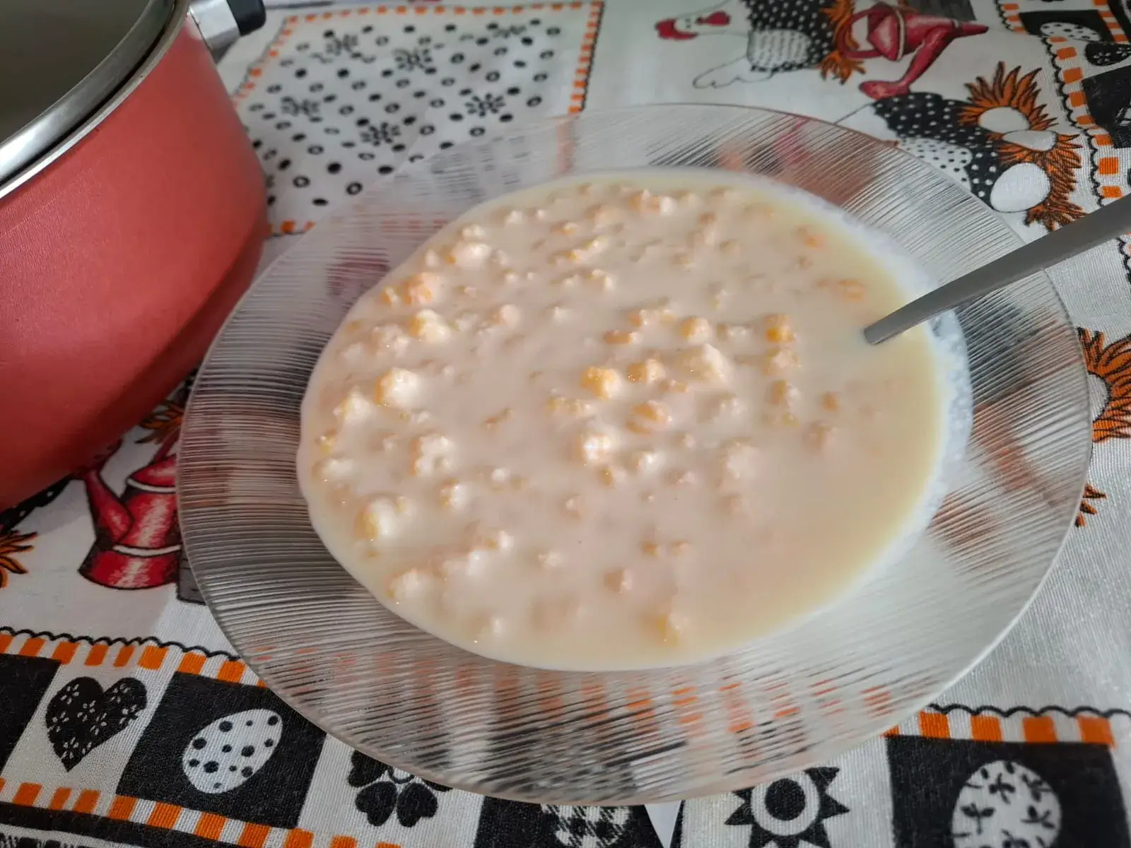 Canjica Amarela Cremosa Tradicional: O Segredo para o Caldo Ficar Grosso