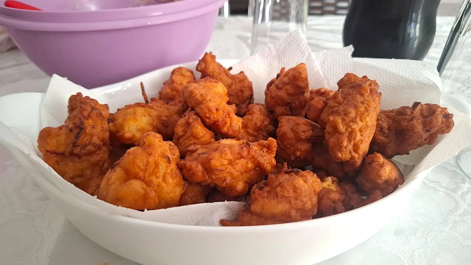 Bolinho de Arroz Crocante e Fofinho: Receita Fácil para Aproveitar Sobras de Arroz