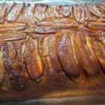 Bolo de Banana Caramelizado Fácil e Fofinho para Fazer em Casa