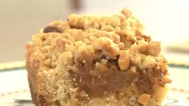 Cuca de Amendoim com Doce de Leite: Deliciosa Sobremesa Caseira